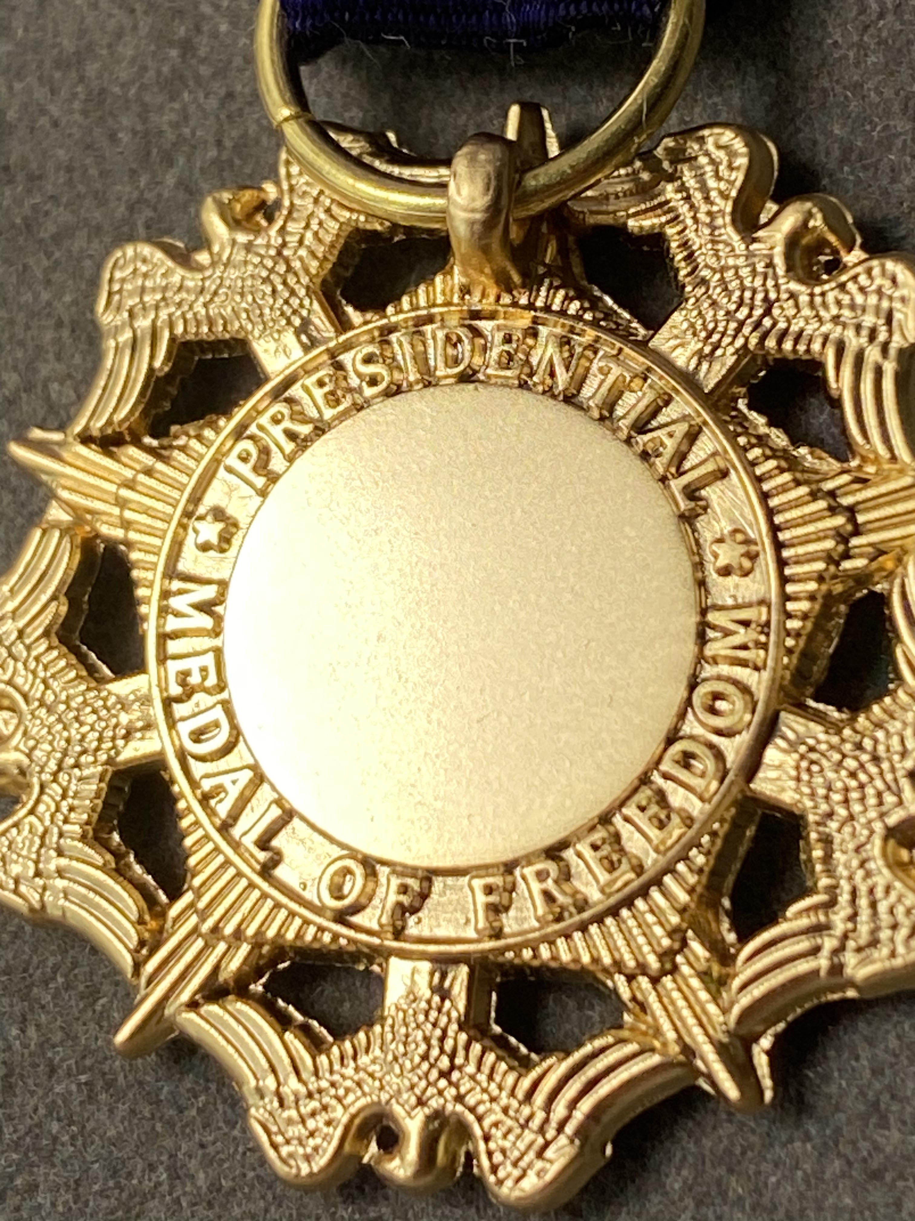 US-Präsidentielle Freiheitsmedaille (Presidential Medal of Freedom) – Sammleranfertigung in Vollgröße (seit 1963) – USA-Auszeichnung – Etui-Set