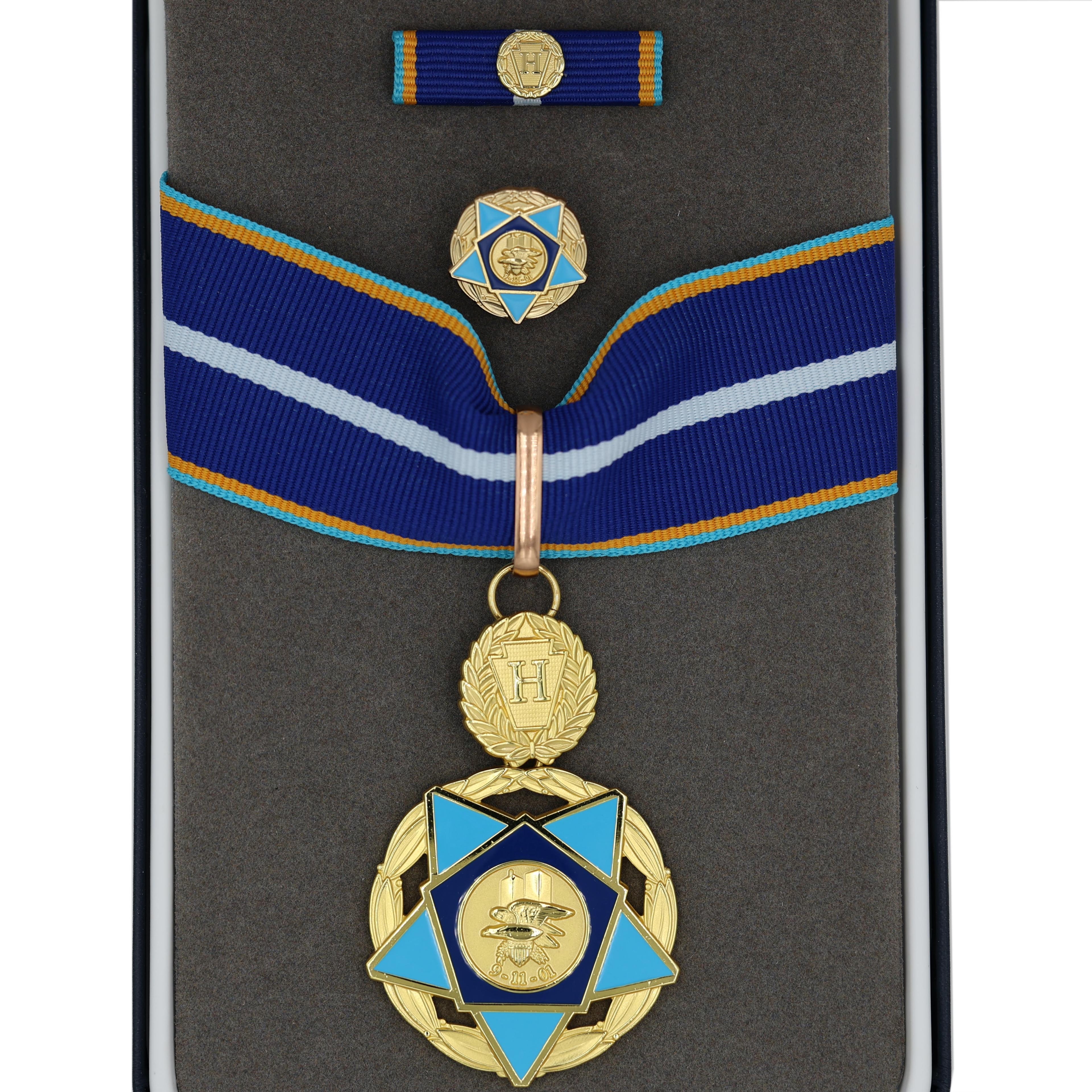 USA 9/11 Heroes Medal of Valor – Tapferkeitsmedaille der 9/11-Helden – Komplettes Präsentations-Set (Replik) – mit Etui