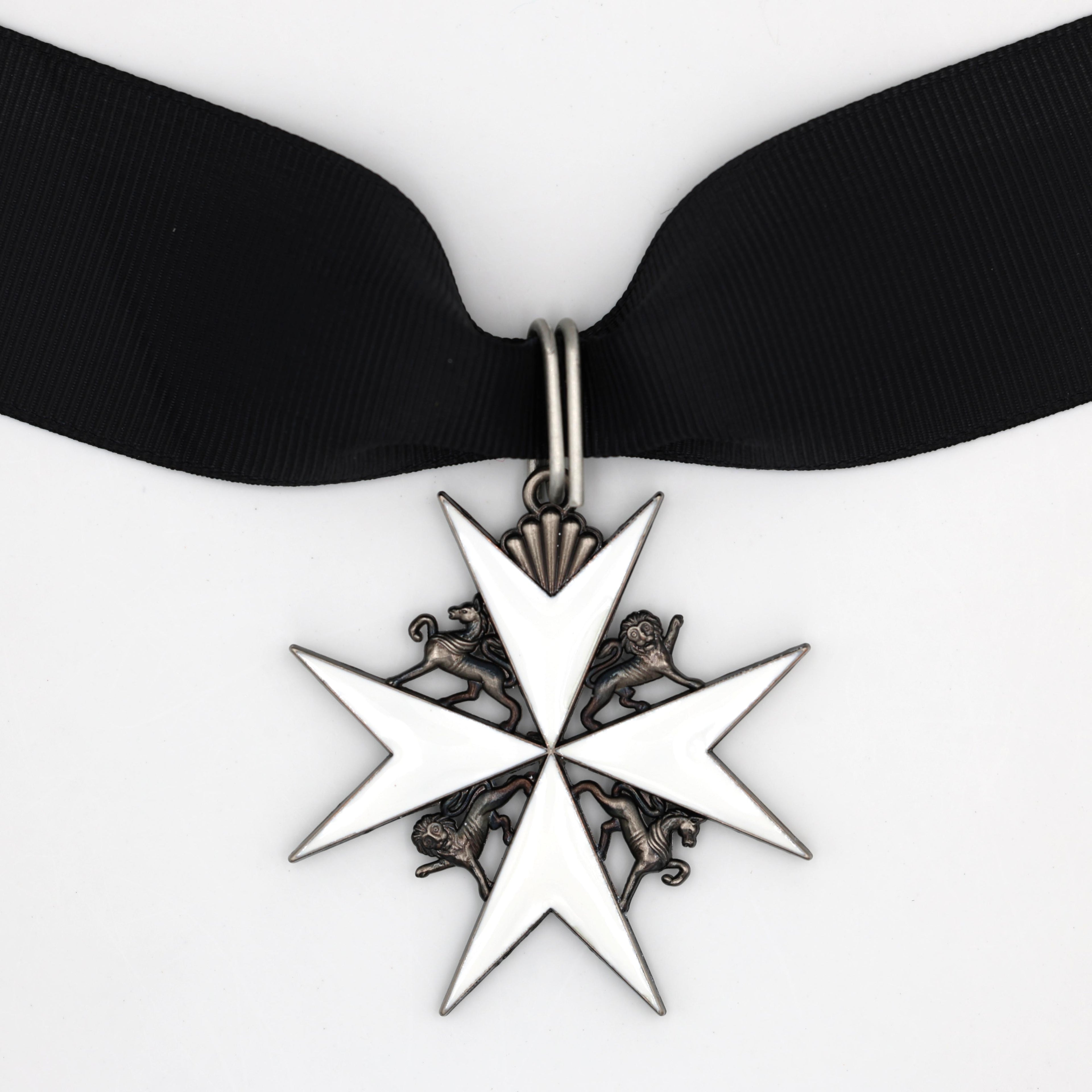 Johanniterorden Kommandeurkreuz am Halsband (Silber) / Order of St. John Knight Commander’s Cross (Neck Ribbon, Silver) – Replik (Sammleranfertigung)