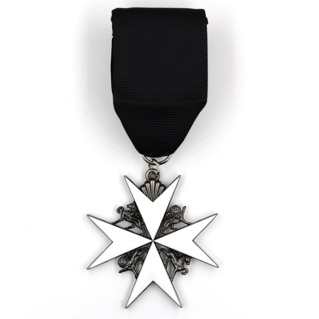 Johanniterorden Abzeichen / Order of St John Officer Class Badge – Malteserkreuz (Maltese Cross) & schwarzes Band (Silber-Version) – Replik (Sammleranfertigung)