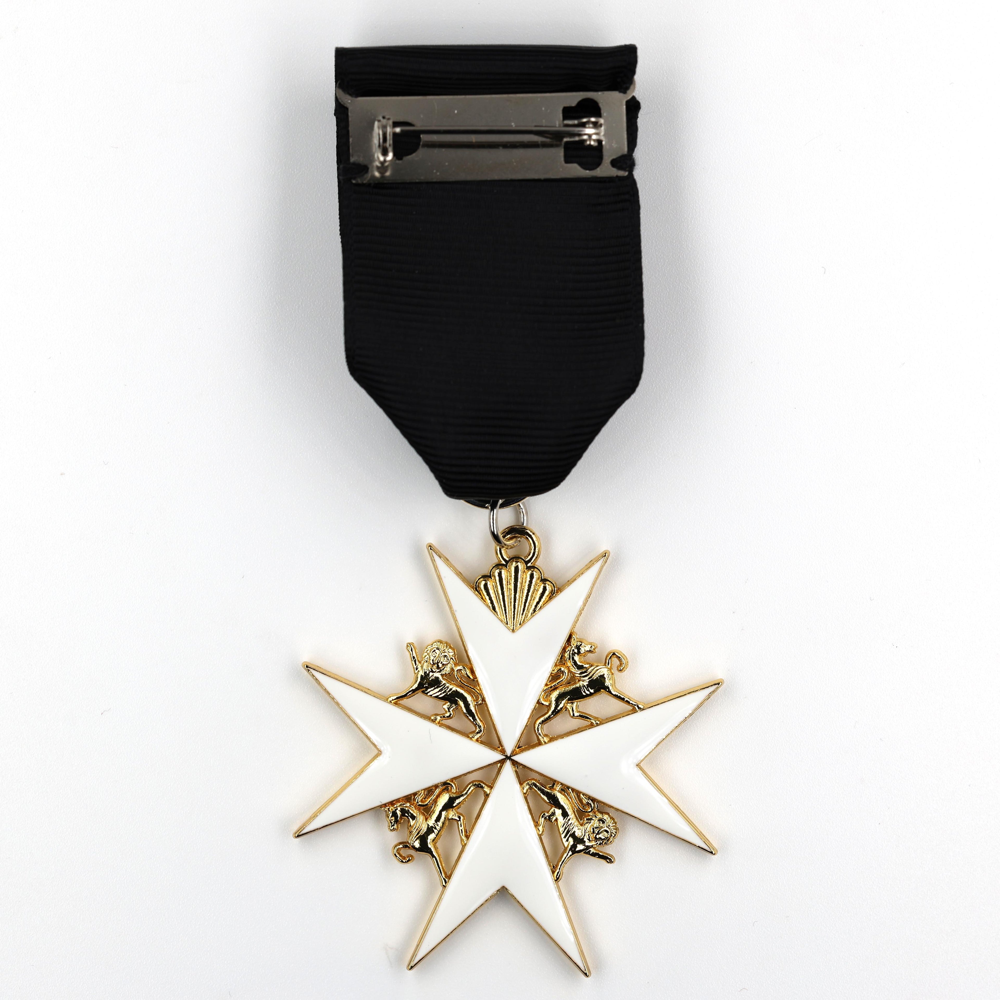 Johanniterorden Abzeichen / Order of St John Officer Class Badge – Malteserkreuz (Maltese Cross) & schwarzes Band – Replik (Sammleranfertigung)