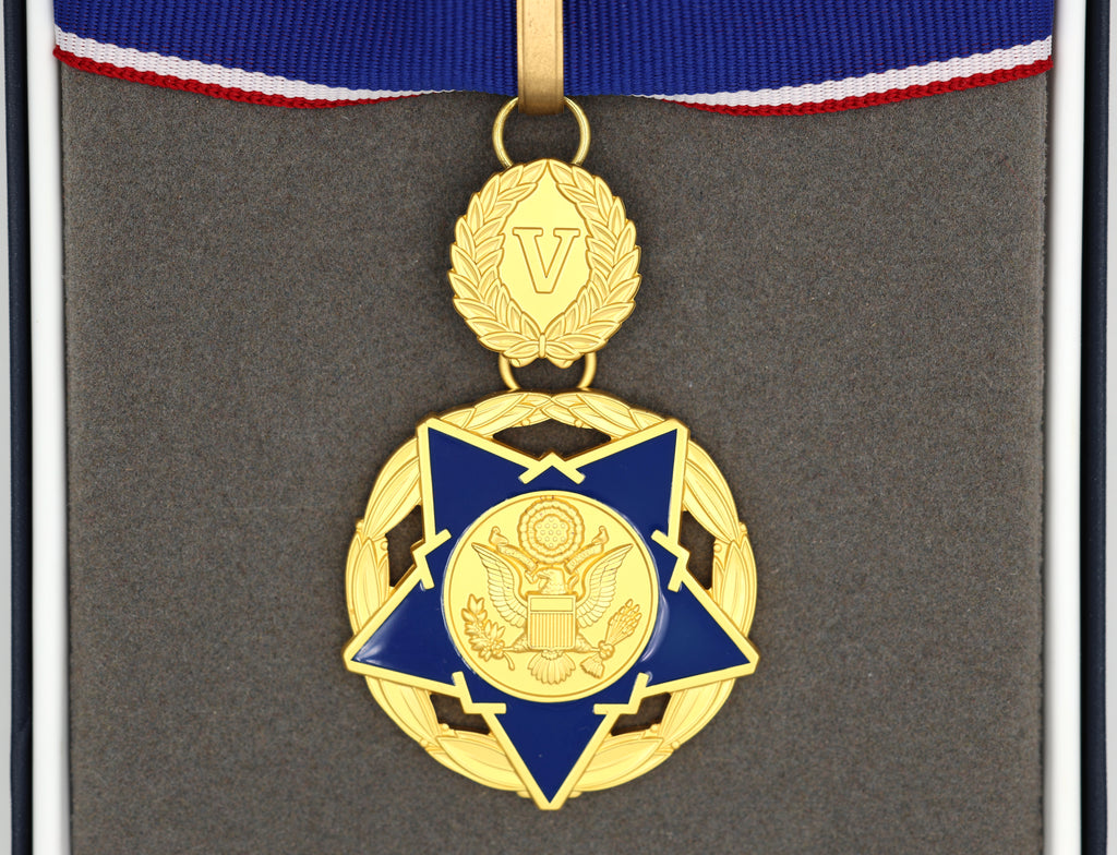 Public Safety Medal of Valor (USA) – „Tapferkeitsmedaille für Einsatzkräfte“ – Komplettset mit Etui – Sammleranfertigung (Replik)