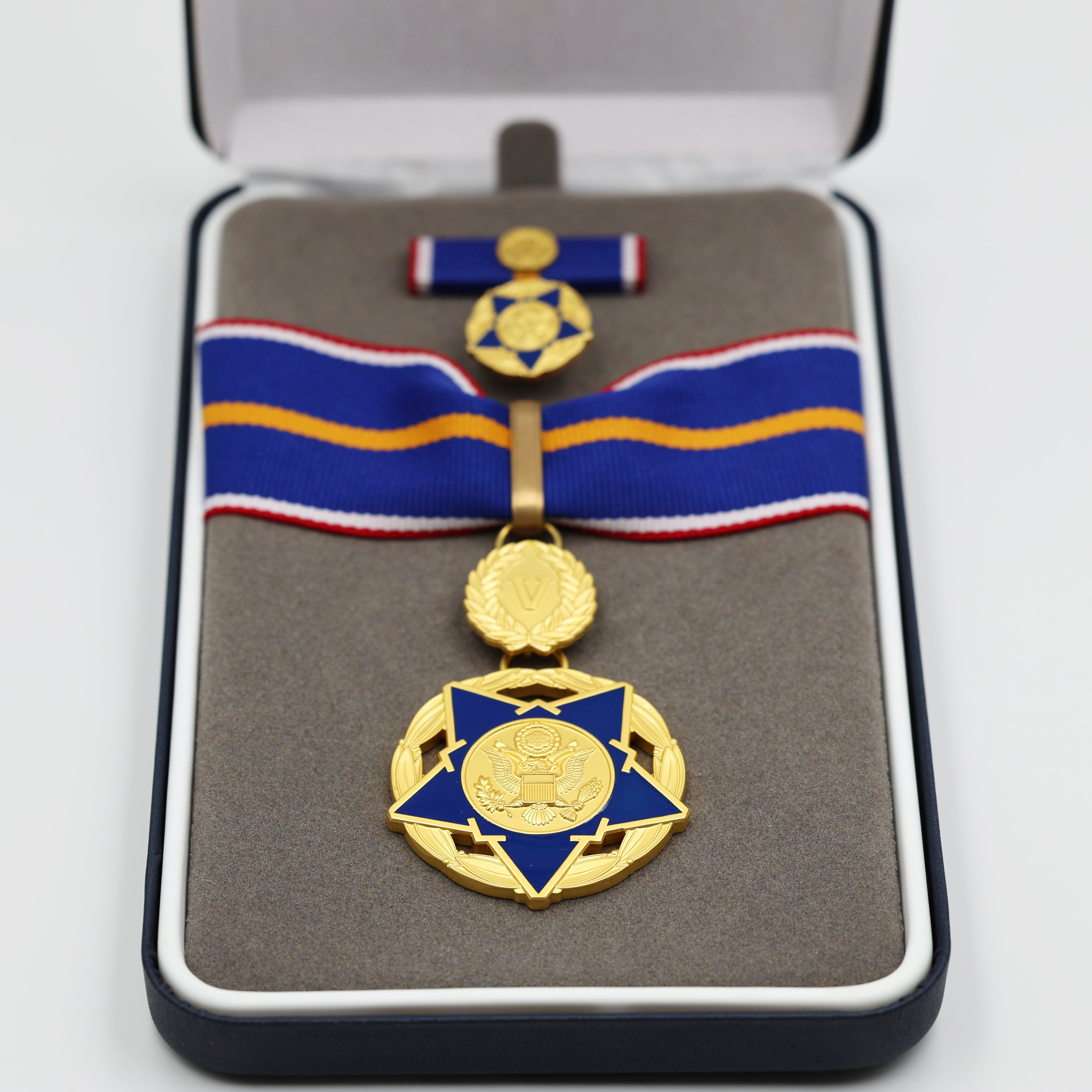 Public Safety Medal of Valor (USA) – „Tapferkeitsmedaille für Einsatzkräfte“ – Komplettset mit Etui – Sammleranfertigung (Replik)