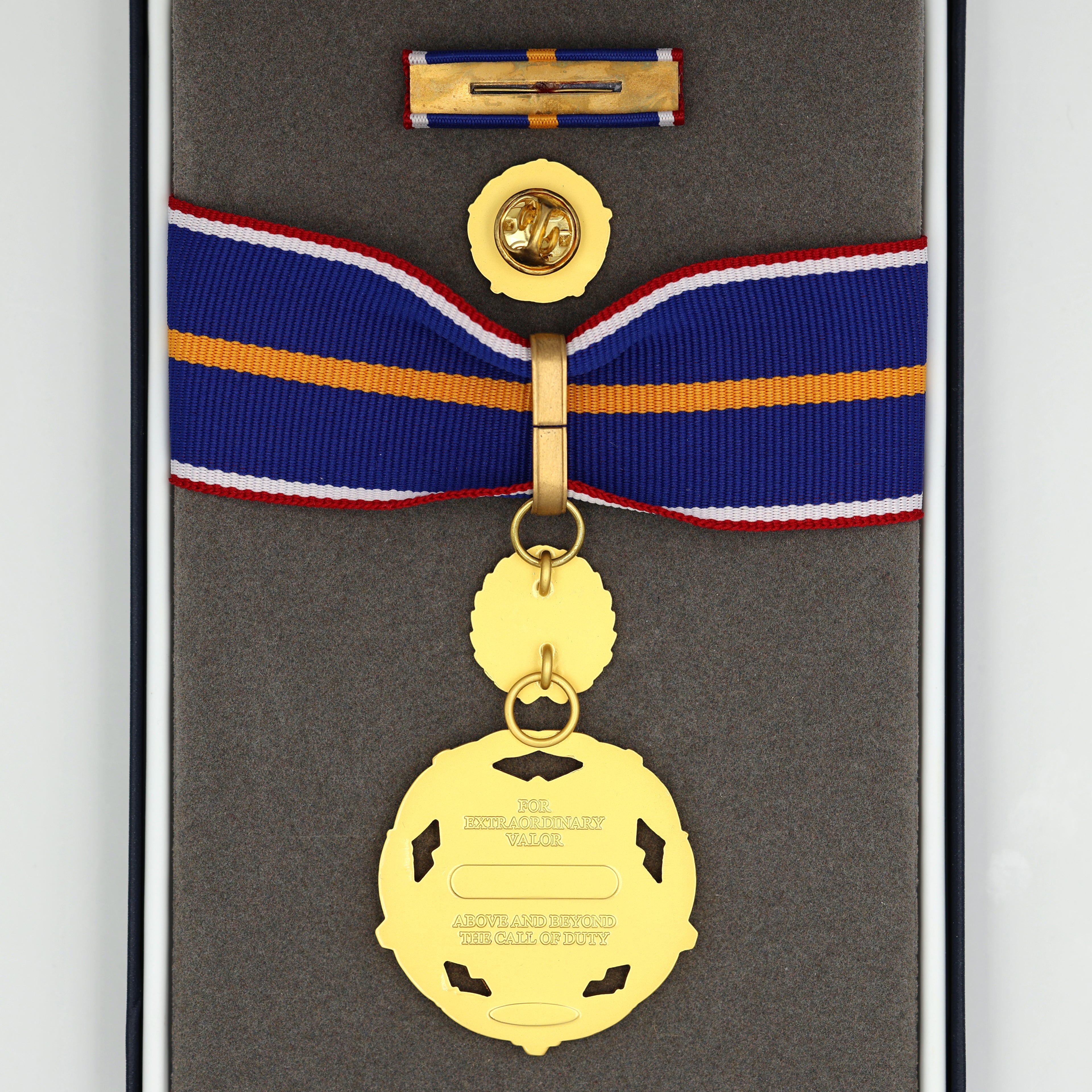 Public Safety Medal of Valor (USA) – „Tapferkeitsmedaille für Einsatzkräfte“ – Komplettset mit Etui – Sammleranfertigung (Replik)