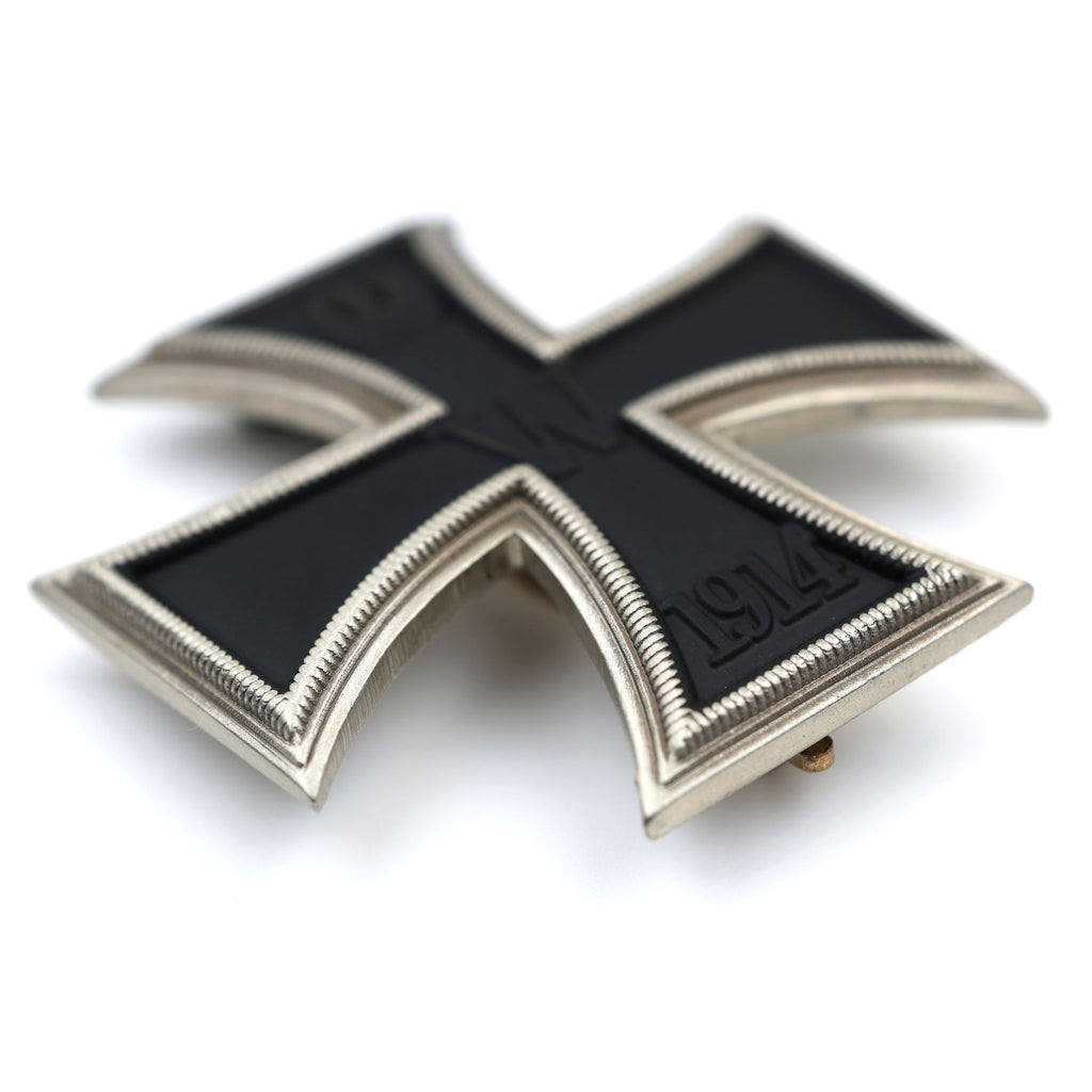 Eisernes Kreuz 1. Klasse 1914 / Iron Cross 1st Class 1914 – gewölbt, massives Messing, Pinback – Replik (Sammleranfertigung)