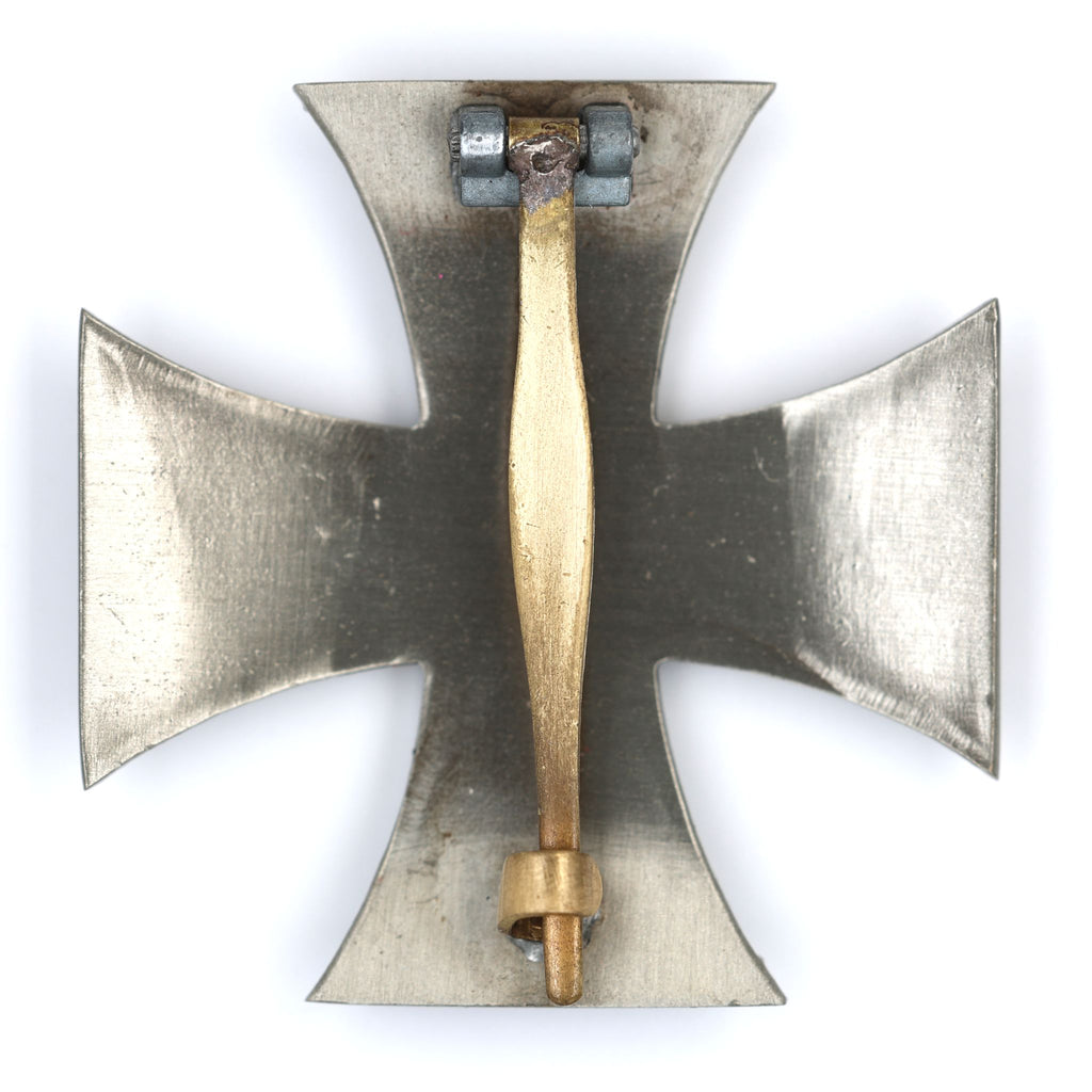 Eisernes Kreuz 1. Klasse 1914 / Iron Cross 1st Class 1914 – gewölbt, massives Messing, Pinback – Replik (Sammleranfertigung)