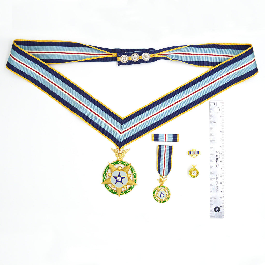 Congressional Space Medal of Honor (US Space MOH) – „Kongress-Weltraum-Ehrenmedaille“ – Halsband-Version (Neck Ribbon) – mit Etui – Sammleranfertigung (Replik / Nachfertigung / Museum Replica)