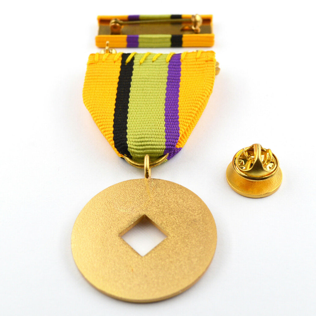 Imperial Order of the Dragon / Kaiserlicher Orden des Drachen (USA) – China/Boxer Rebellion 1900 (C.R.E.) – Medaille + Ribbon Bar/Bandschnalle + Kupfer-Dekoration – Replik Sammleranfertigung
