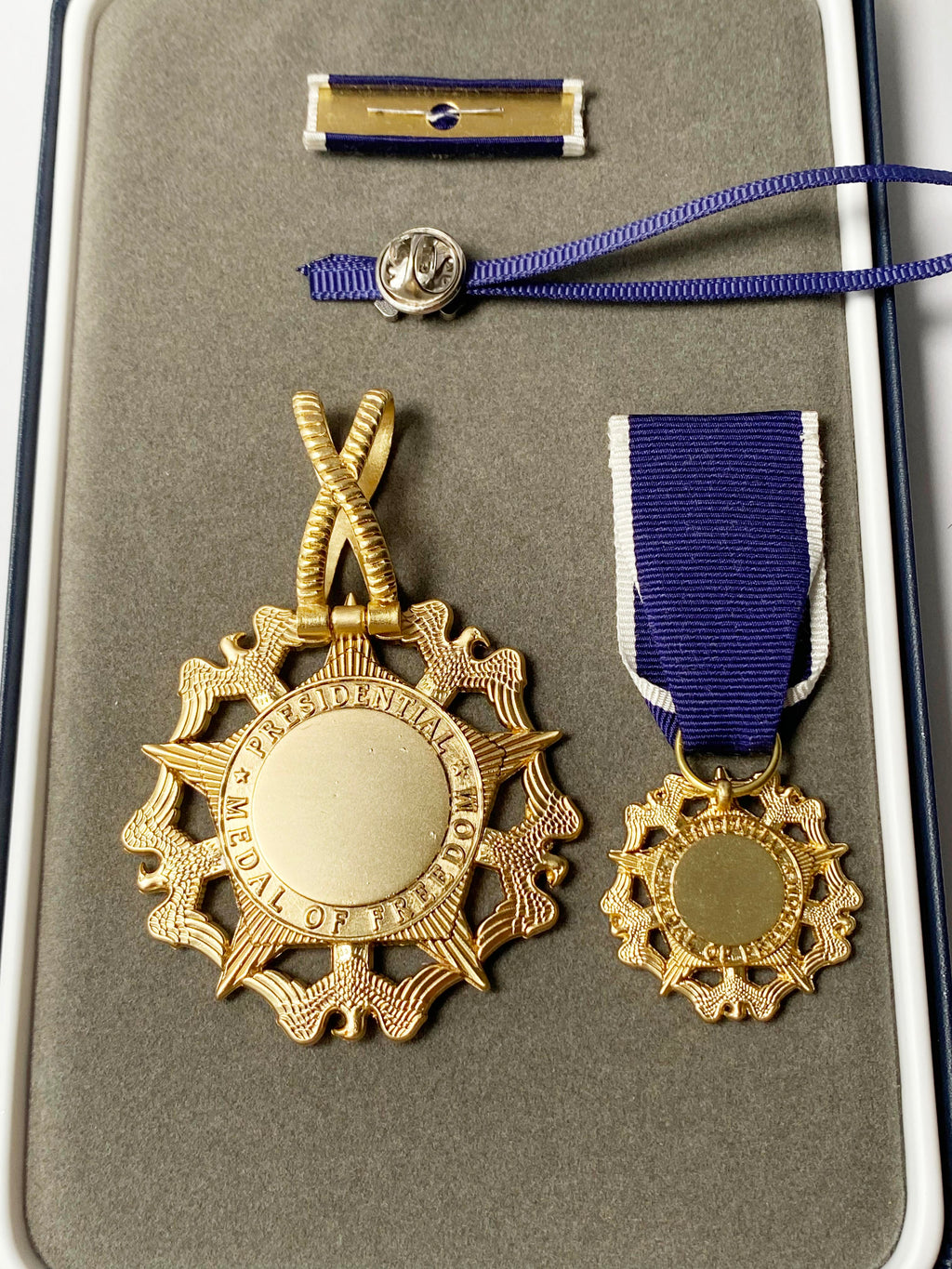 US-Präsidentielle Freiheitsmedaille (Presidential Medal of Freedom) – Sammleranfertigung in Vollgröße (seit 1963) – USA-Auszeichnung – Etui-Set