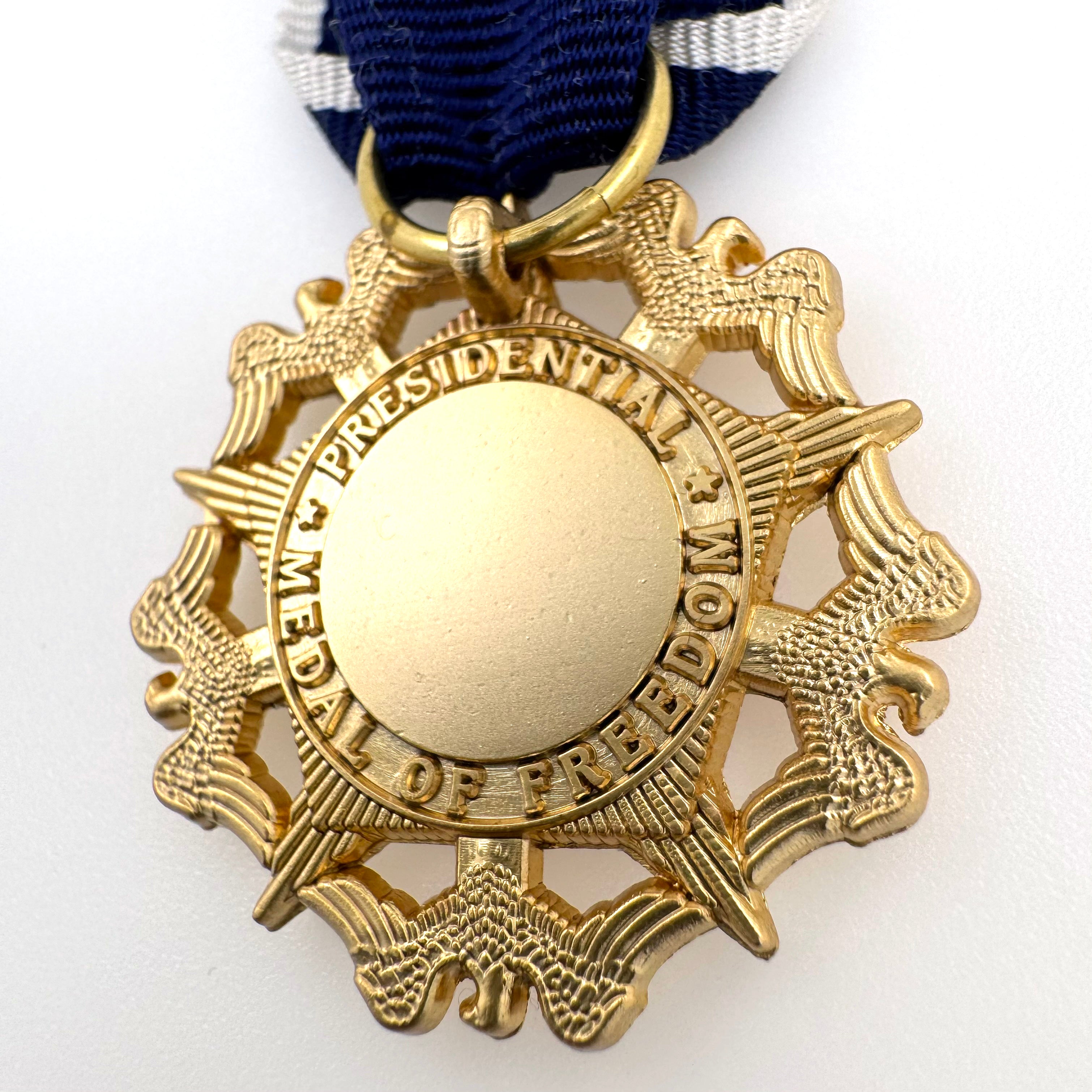 US-Präsidentielle Freiheitsmedaille „With Distinction“ (U.S. Presidential Medal of Freedom with Distinction) – Miniaturmedaille + Bandschnalle + Service Ribbon – Sammleranfertigung